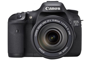三為一體：Canon EOS 7D 超級配置現身