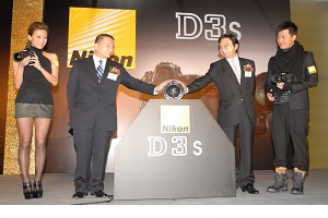 Nikon D3s 正式發表：超高 ISO 102,400 感光即場試