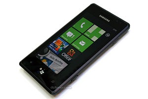 實睇 4 吋 Super AMOLED 芒：Samsung Omnia 7 登港