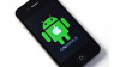 iPhone 4 外形 / iOS 介面配 Android 2.2：《谷果 3G》