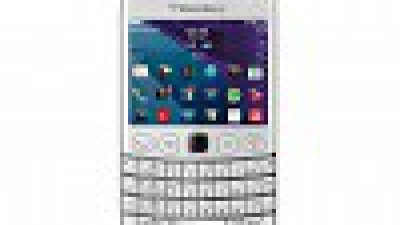 BlackBerry Bold 9790 白色連同 7.1 OS 更新推出