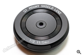 鏡身相當輕巧。