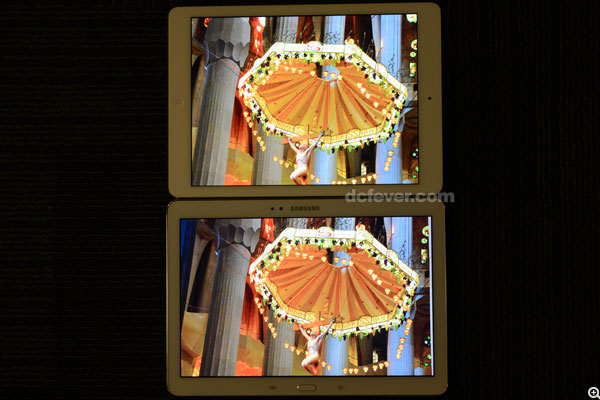 iPad Air 屏幕顯示偏向原色，Galaxy Note 10.1 2014 屏幕顯示色彩較為濃烈