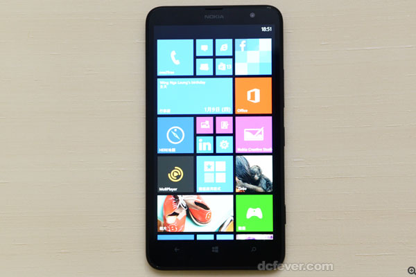 Nokia Lumia 1320 造工紮實感覺耐用