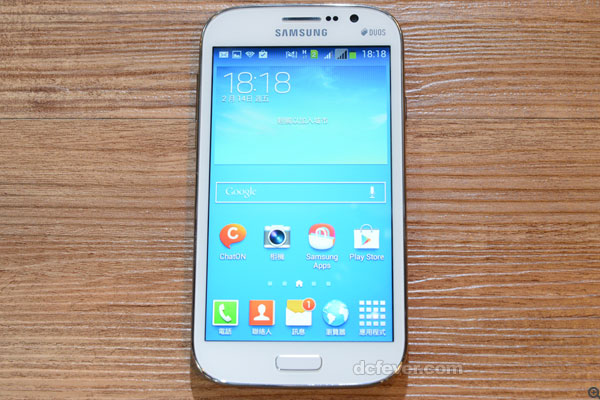 Samsung Galaxy Grand Neo 的機身設計感覺像 Galaxy S3 