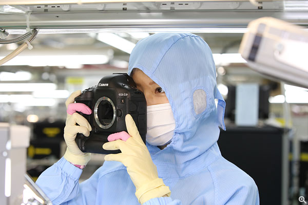 旗艦單反 EOS-1D X 亦於大分生產。