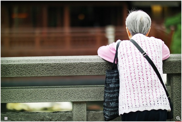 拍攝設定:85mm、ISO400、f/1.4、1/1600s 使用 Samsung SMART CAMERA NX30 拍攝