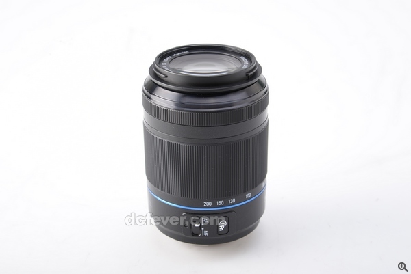 鏡頭於 50mm 時的狀態。