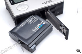 GoPro Hero4 改用全新的鋰離子充電池，功率由上代的 3.8Wh，提升至 4.4Wh，配合更省電的機身設計，令拍攝時間更長久。