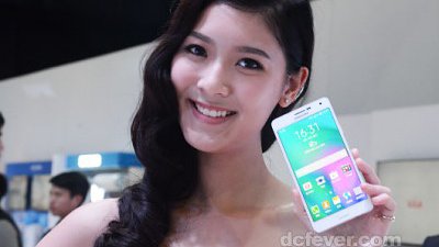 Samsung 薄七七孖寶：Galaxy A7、E7 登場！