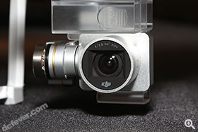 新的 Phantom 3 採用一支等效 20mm 鏡頭，在變形方面有更好的控制。
