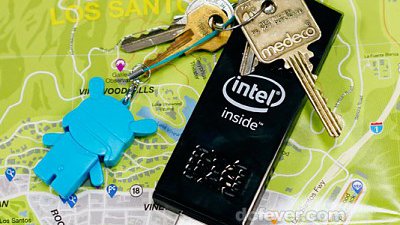 短小精悍！鎖匙扣般的 Windows 8.1 電腦 Intel Compute Stick 