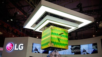 LG 機海 MWC 現身！還有平板用家不可不買的配件示人