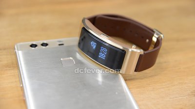 戴得又講得！Huawei TalkBand 3 試玩