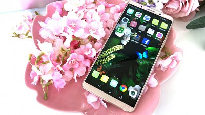 Huawei Mate 10 Pro 減價後推櫻粉金色：年內產品計劃揭露
