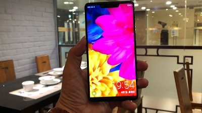 行情速遞：Sharp Aquos S3 水貨抵港