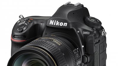 網友解剖 Nikon D850，證實影像心臟既非 Sony A7R II、亦非 A7R III！