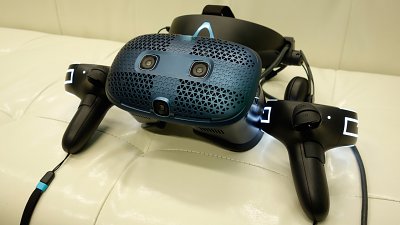 HTC VIVE Cosmos 試玩：簡易探索 VR 小宇宙