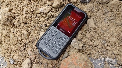 Nokia 800 Tough 試玩：真機設計佬味濃