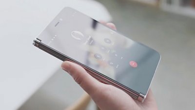 Microsoft Surface Duo 雙屏手機還有世界級相機