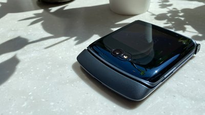 情與義值萬金：Motorola Razr 5G 行貨率先試