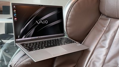 Vaio E15 試玩：日系平機都著重使用細節