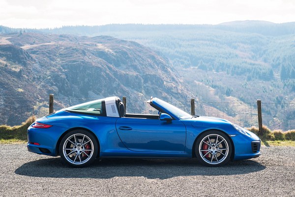 911 targa 4s
