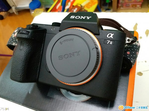 99.9%新 SONY A7II / A7M2 / A72 BODY 買左2個月