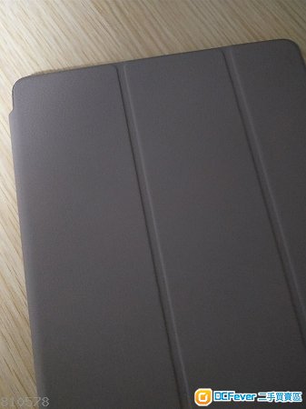 出售 99.9 新 iPAD pro 10.5, 256G 金色4G版+P