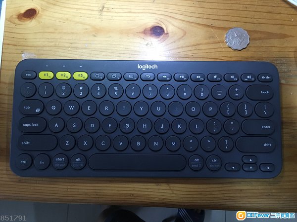 95 new logitech k380 蓝牙键盘(2 aaa电 28x 13cm