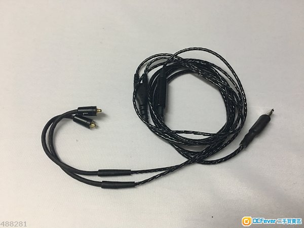 鍍銀mmcx耳機線帶MIC Apple Lightning插頭 合適耳機: shure se535/se846/315/ue900 100%WORK 線材柔軟,佩戴舒適,戶外運動,舞台監聽,日常工作,首選之一! 純銀鍍層,線材美觀大方,良好的抗干擾能力,傳輸率更高更穩定,音質瞬態非常不做,三頻音質從不拖泥帶水!