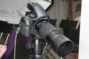 Phase One 全片幅機背 P 65+ 正式抵港，定價 30 萬