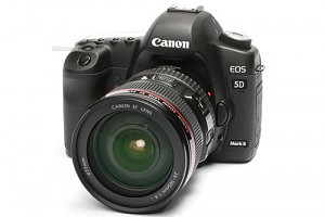 Canon 回應 EOS 5D Mark II 「黑點」問題