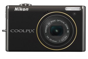 極速啟動及對焦：Nikon CoolPix S640