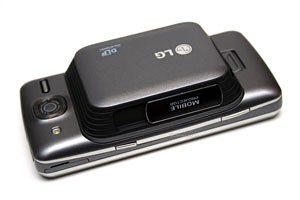 微型投影機 X Windows Phone：LG GW825v 香港上市