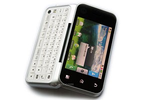 QWERTY 鍵盤後空翻：Motorola BACKFLIP 試用報告