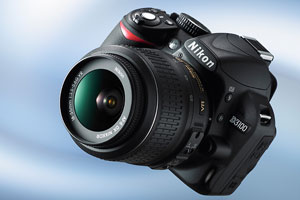 遲來的 1,420 萬像素：Nikon D3100 全面升級