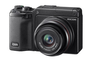 四號機現身：Ricoh 推出 GR Lens A12 28mm F2.5 鏡頭模組