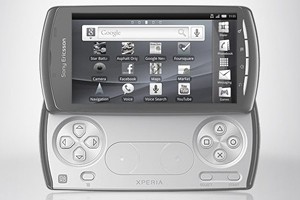 2 月 13 日發表：Sony Ericsson Xperia Play 遊戲手機