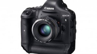減 300 萬像素 定價 65 萬日元 神級 Canon EOS-1D X 奇招出場