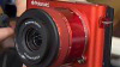 Polaroid 智能無反 iM1836 確認、運行 Android 4.1 Jelly Bean