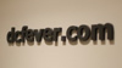 DCFever 招聘編輯、攝影器材營業員