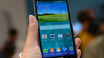 直擊 MWC 2014: 對焦有幾快？ 指紋解鎖抄 iPhone？ Samsung Galaxy S5 一手試 