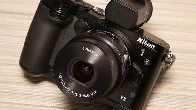 推倒重來再戰無反市場︰Nikon 1 V3 實機試玩