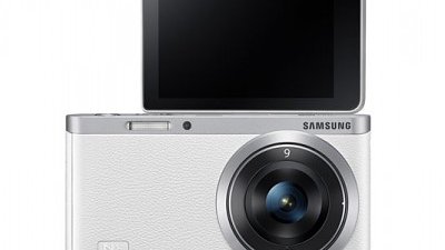纖薄自拍無反到港、Samsung NX mini 套裝定價 HK$3,290
