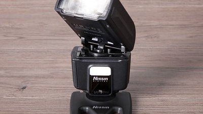 既輕便、又齊料：Nissin i40 HK$1,980 開賣