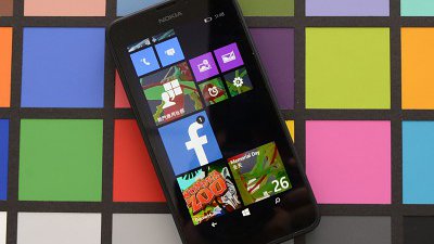 首款 Windows Phone 8.1 手機測試： Nokia Lumia 630 雙咭機諗得過？
