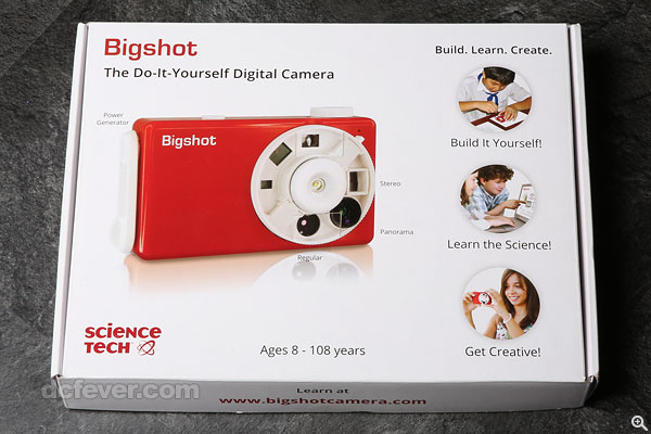 Bigshot 包裝似模型多於相機。