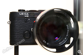 相當經典的 Leica M6。