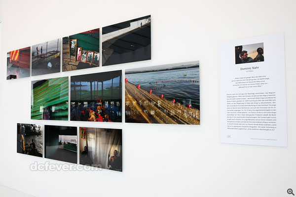 同時舉行的「10 x 10」展覽展示了 10 位攝影師各自 10 張的精選相片。